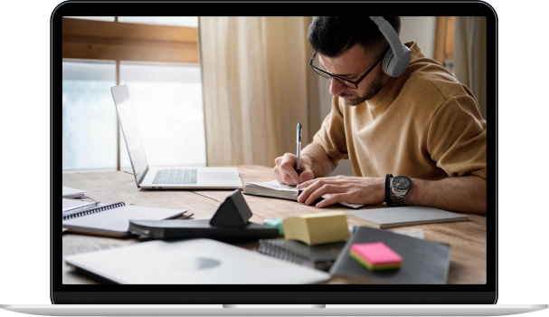 Laptop displaying an image of e-learning and webinars